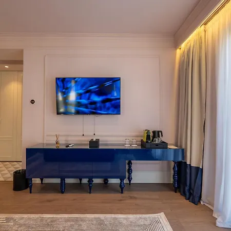 The Collector Boutique Отель 4*